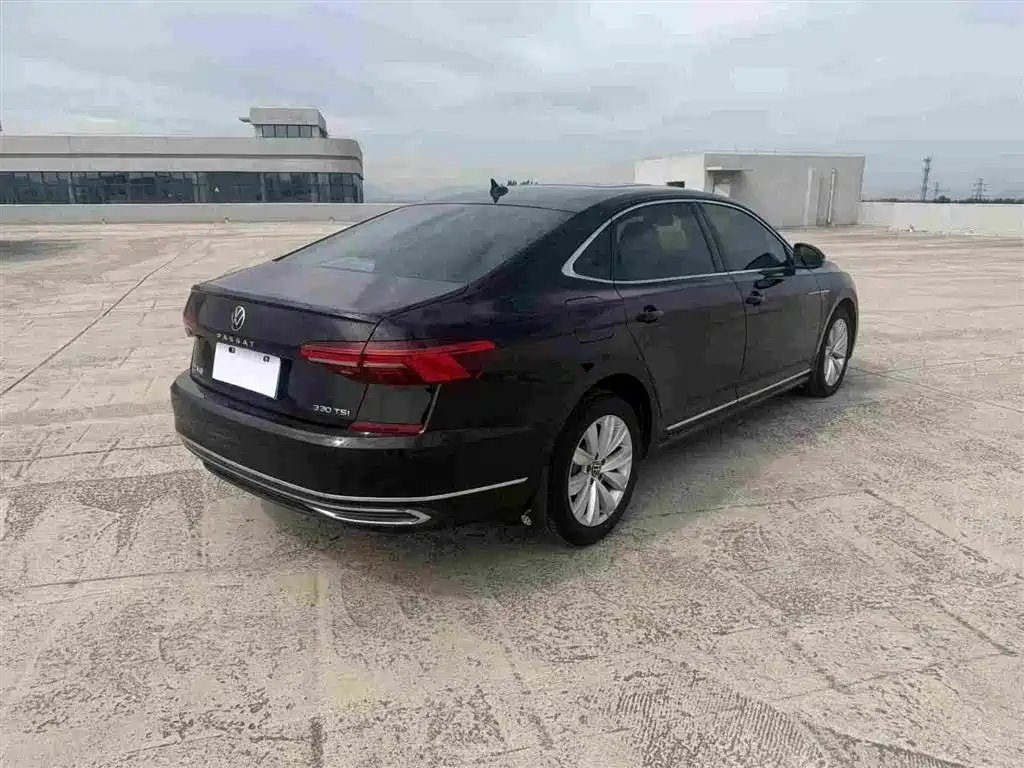 Volkswagen Passat 2020 — фото 7