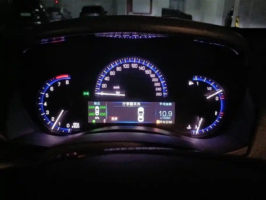 Cadillac ATS 2014 — фото 14
