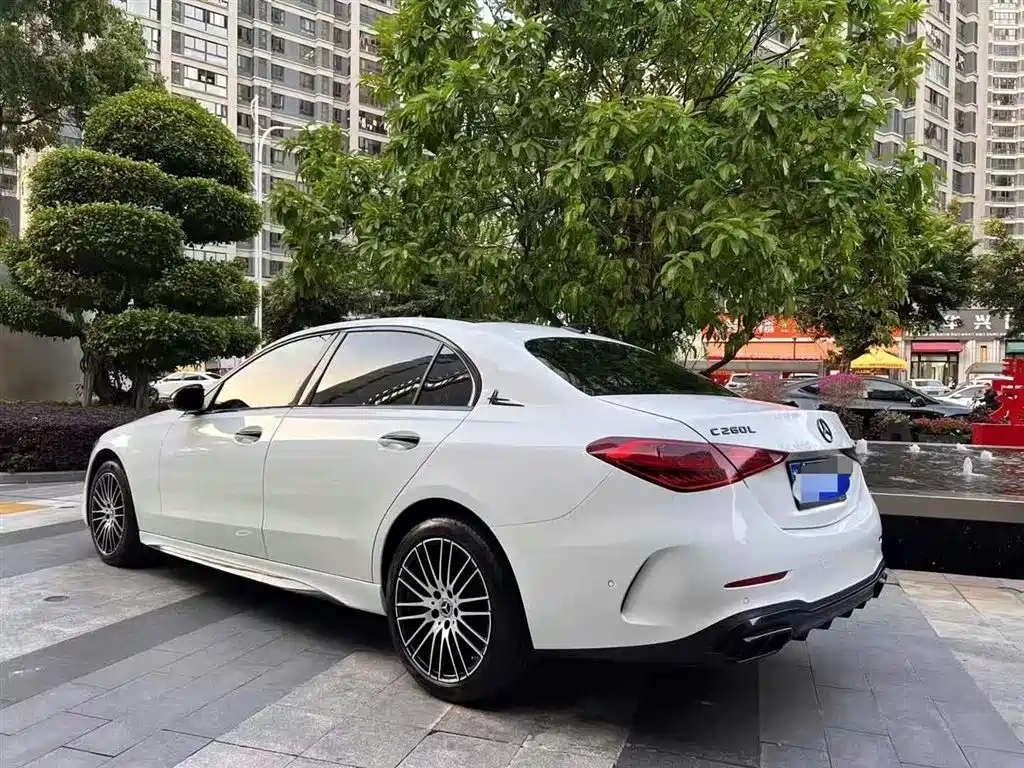 Mercedes-Benz C-Class 2022
