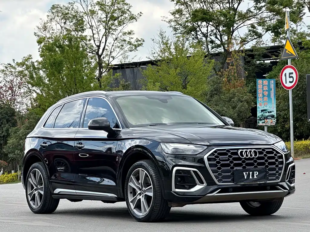 Audi Q5L 2022 — фото 3