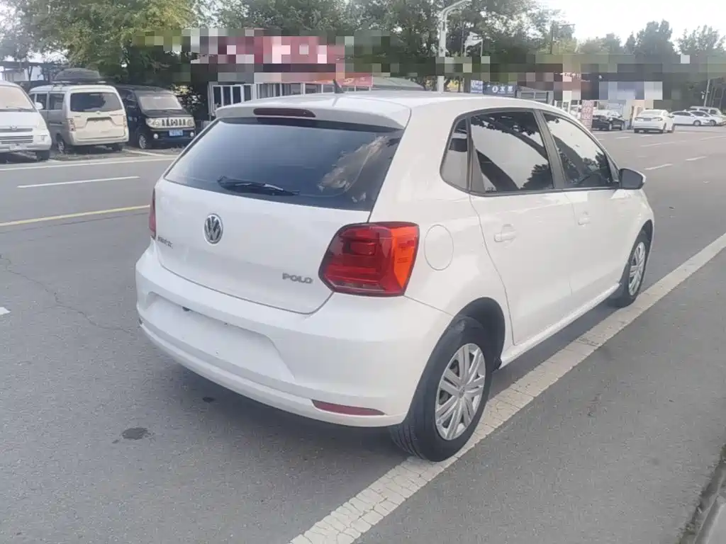 Volkswagen Polo 2016