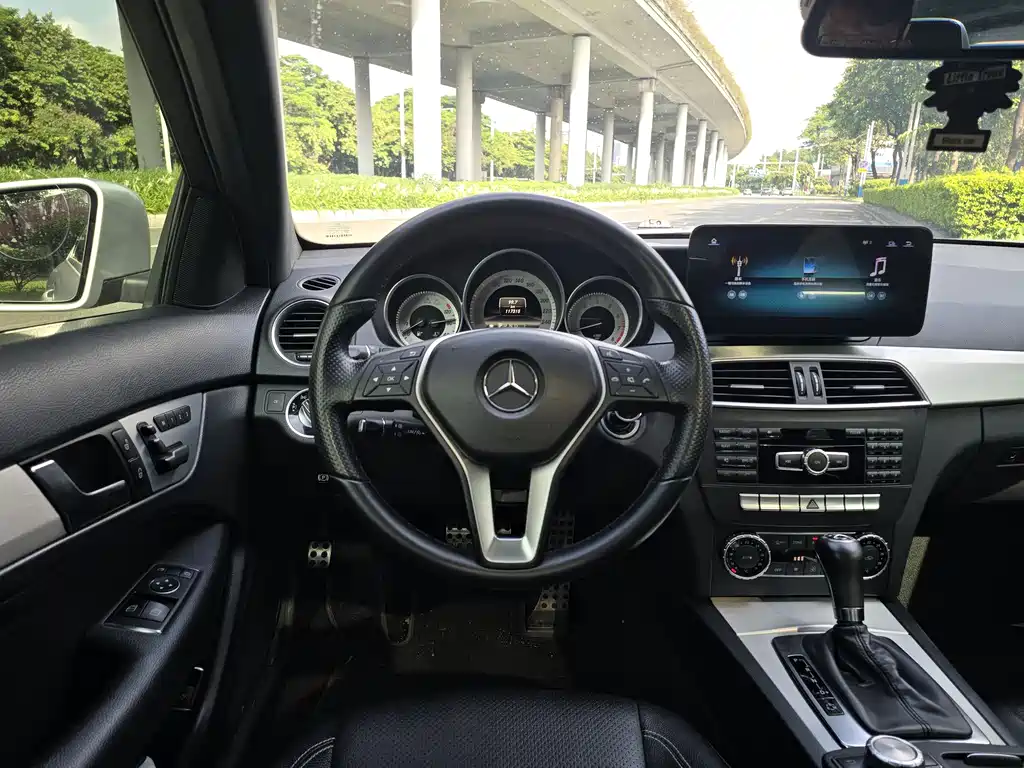 Mercedes-Benz C-Class 2013 — фото 9