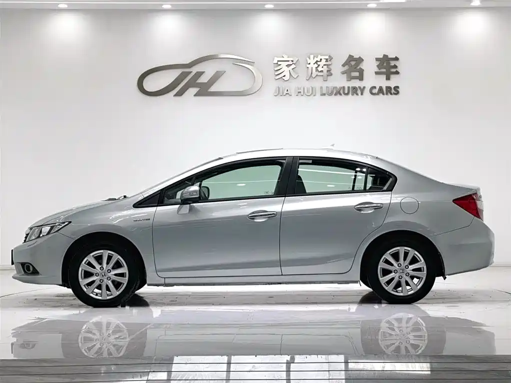 Honda Civic 2013 — фото 4