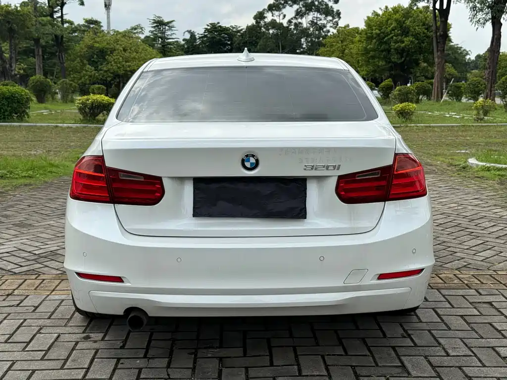 BMW 3 Series 2013