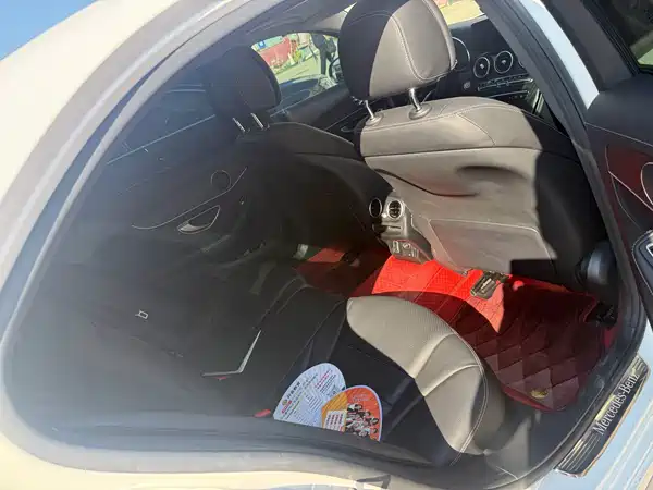 Mercedes-Benz C-Class 2021