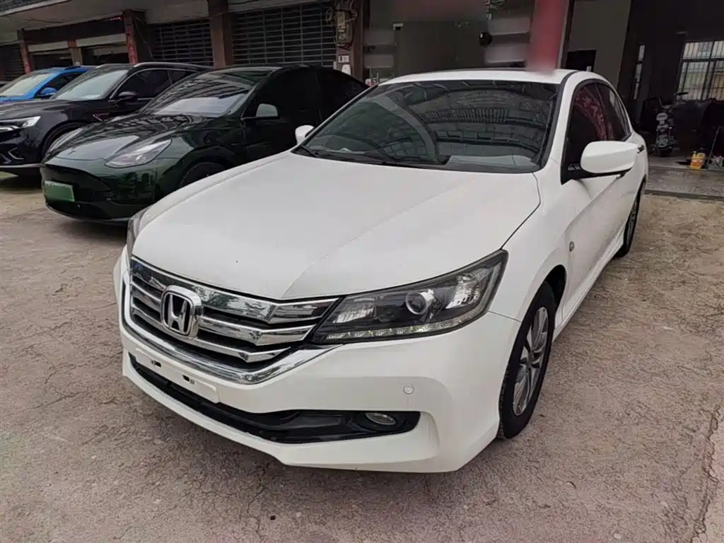 Honda Accord 2015 — фото 2