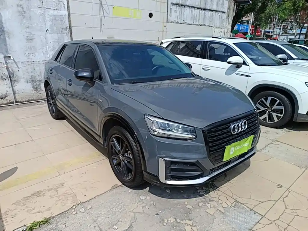 Audi Q2L 2021