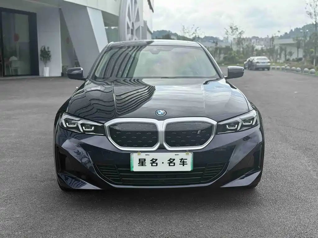BMW i3 2023 — фото 2