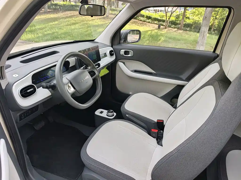 Geely Galaxy Panda 2025