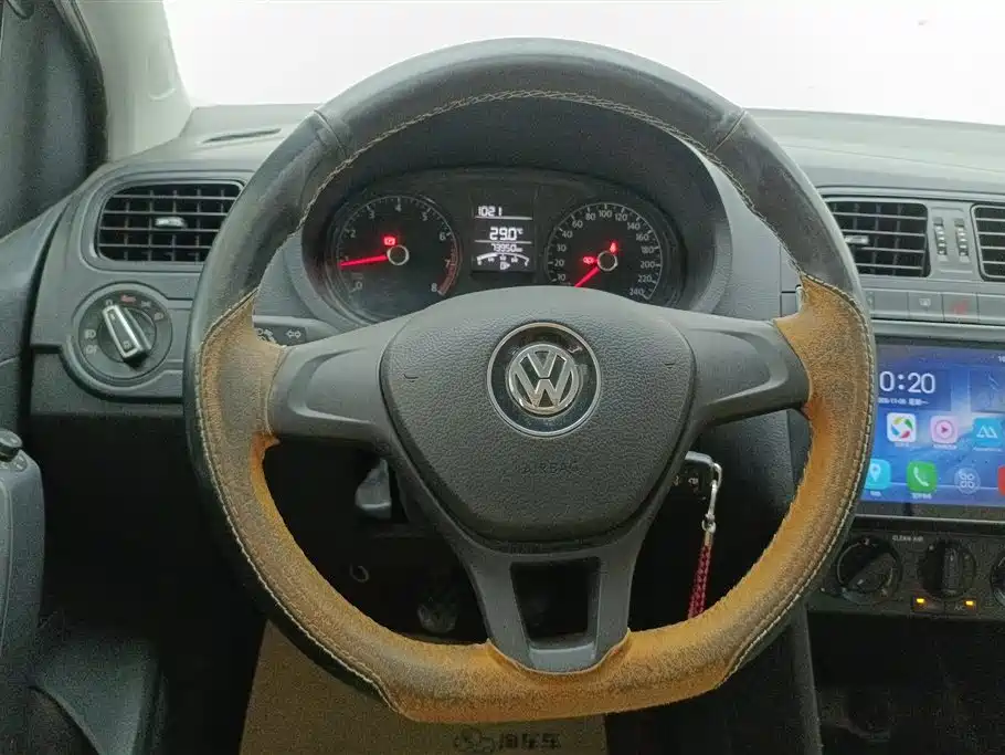 Volkswagen Polo 2017 — фото 15
