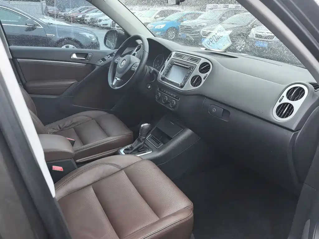 Volkswagen Tiguan 2014 — фото 13