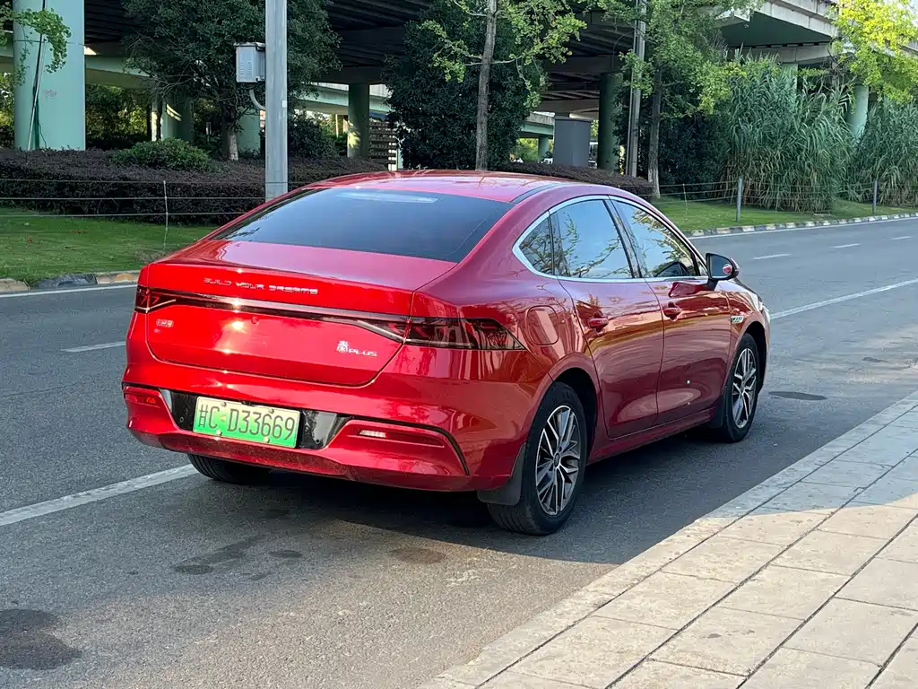 BYD Qin PLUS 2022 — фото 16