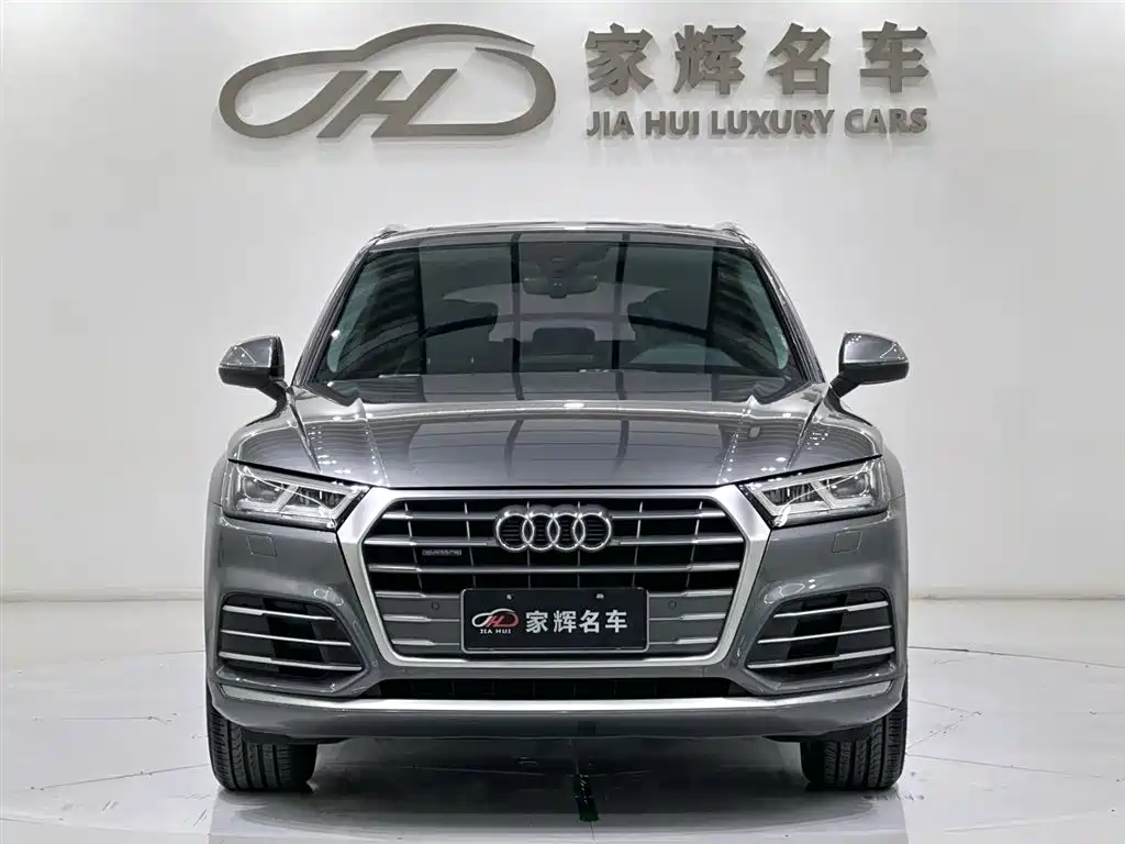 Audi Q5L 2020 — фото 2