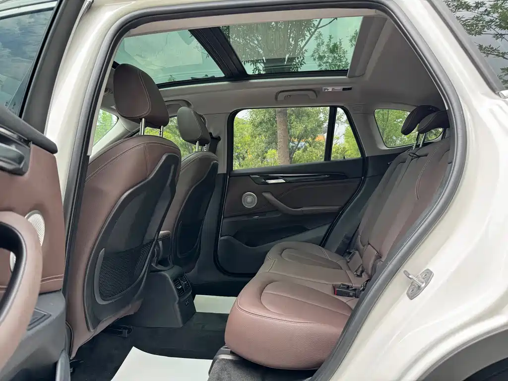 BMW X1 2022 — фото 13