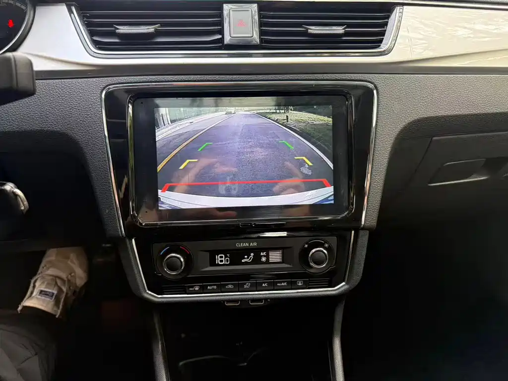 Skoda Rapid 2022 — фото 10