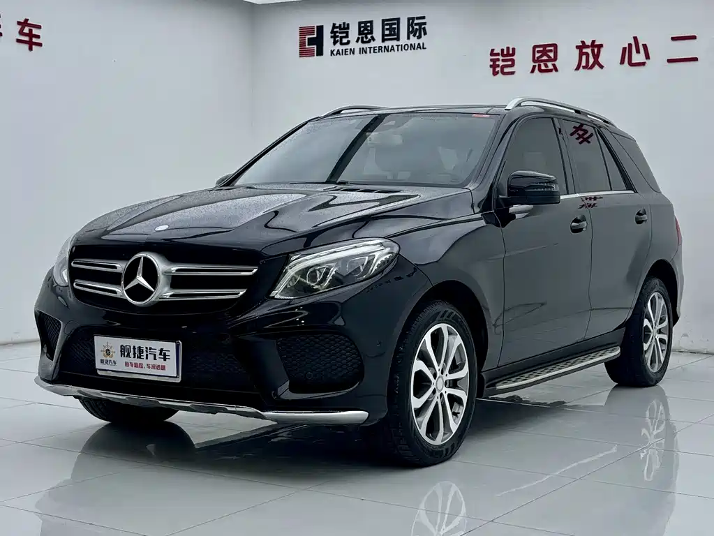 Mercedes-Benz GLE 2017 — фото 1