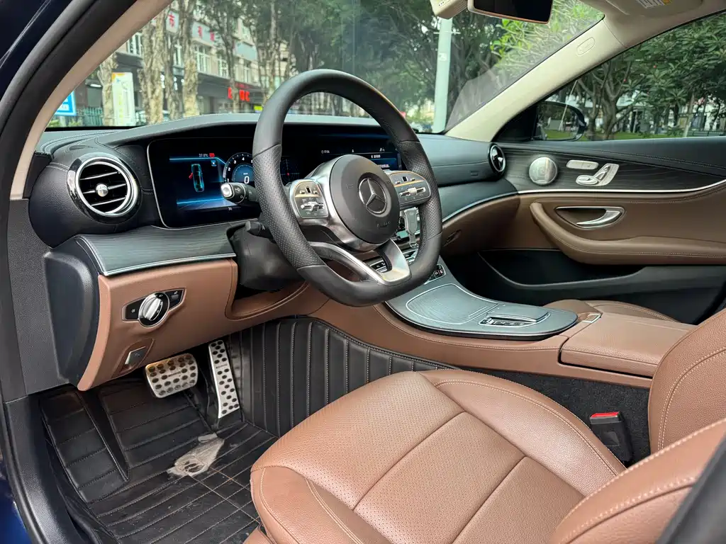 Mercedes-Benz E-Class 2020 — фото 8