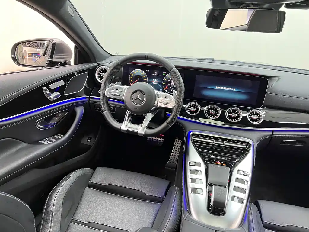 Mercedes-Benz AMG GT 2020 — фото 18