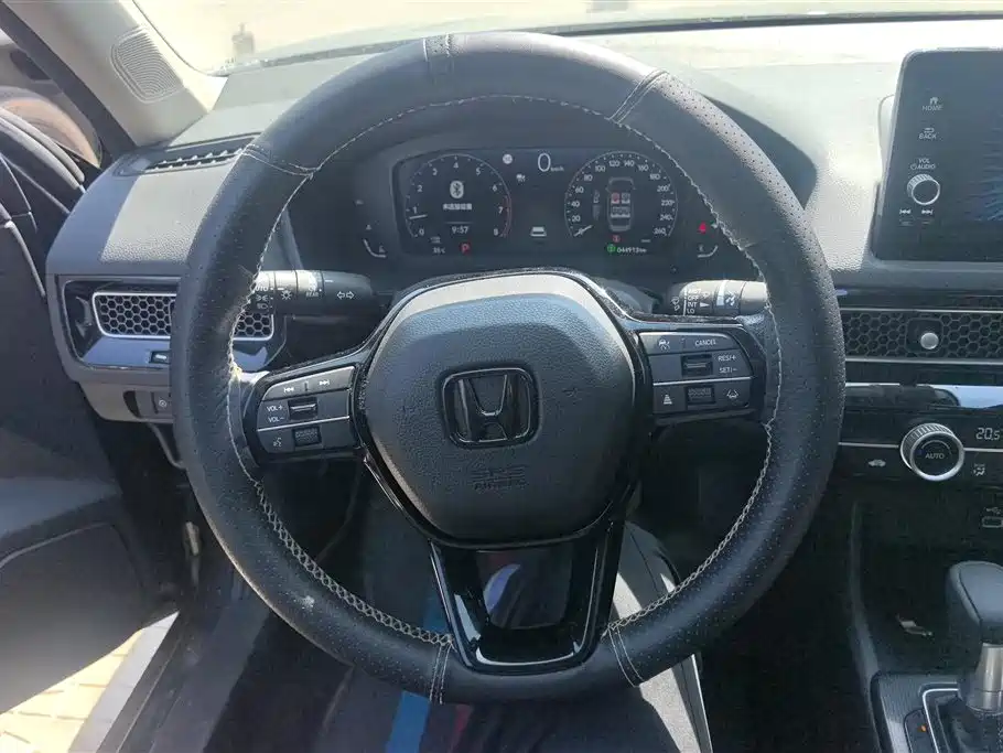 Honda Civic 2024 — фото 15