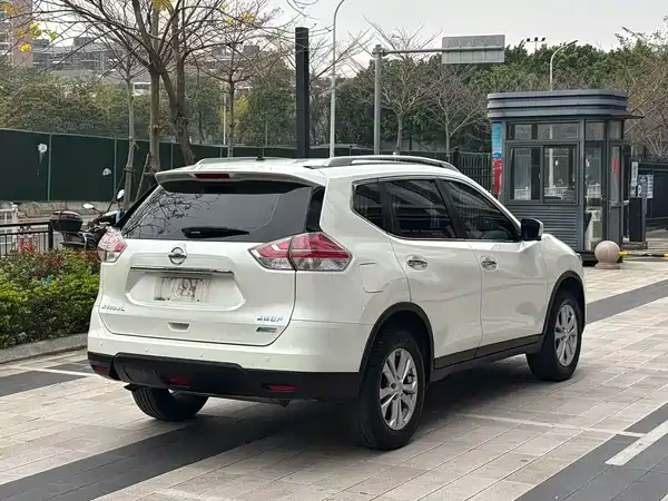 Nissan X-Trail 2016