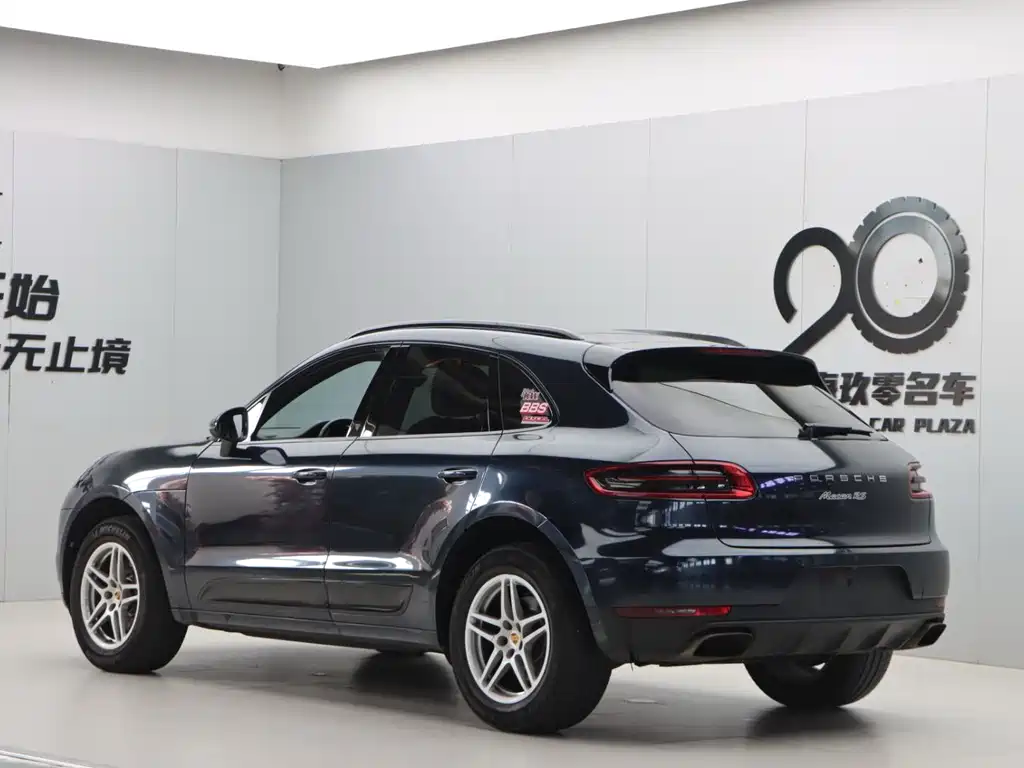 Porsche Macan 2016 — фото 21