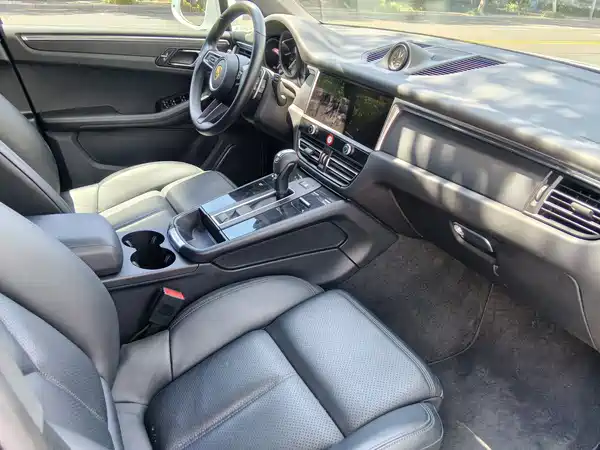 Porsche Macan 2023