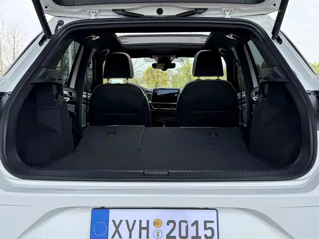 Volkswagen T-Roc 2024 — фото 17