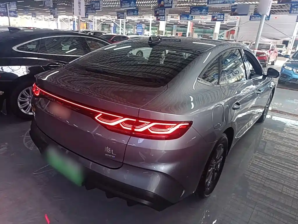BYD Qin L 2025 — фото 7