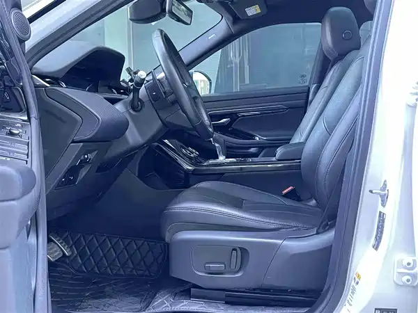 Land Rover Range Rover Evoque 2020