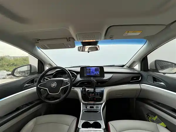 Buick GL8 2024