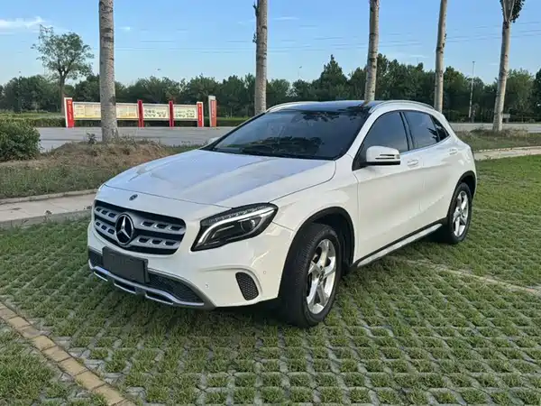 Mercedes-Benz GLA 2018
