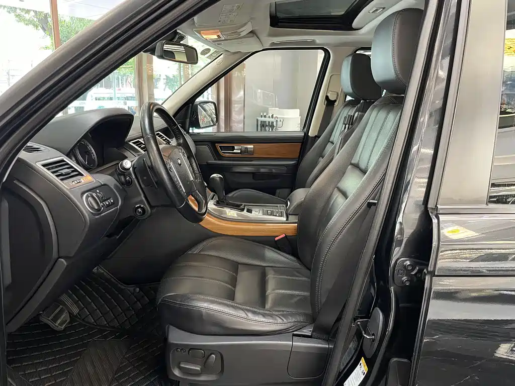 Land Rover Sport 2012 — фото 10