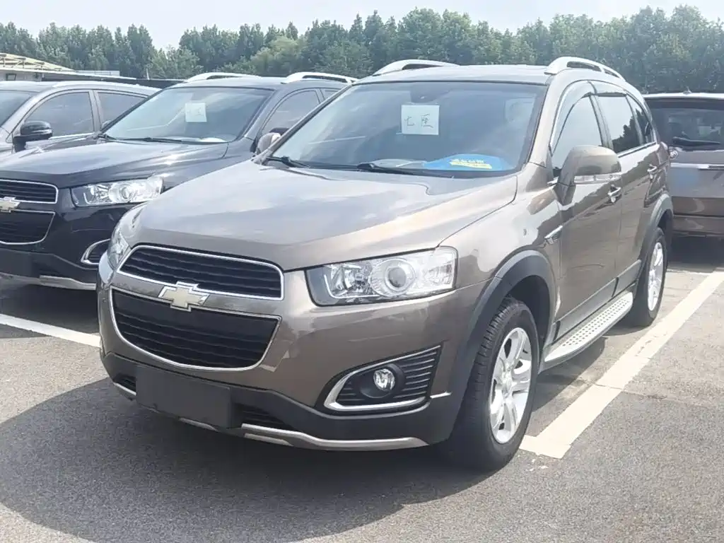 Chevrolet Captiva 2017 — фото 2