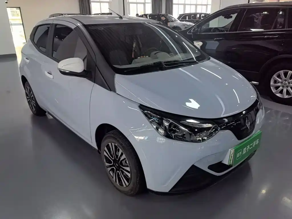 JMEV EV2 2025