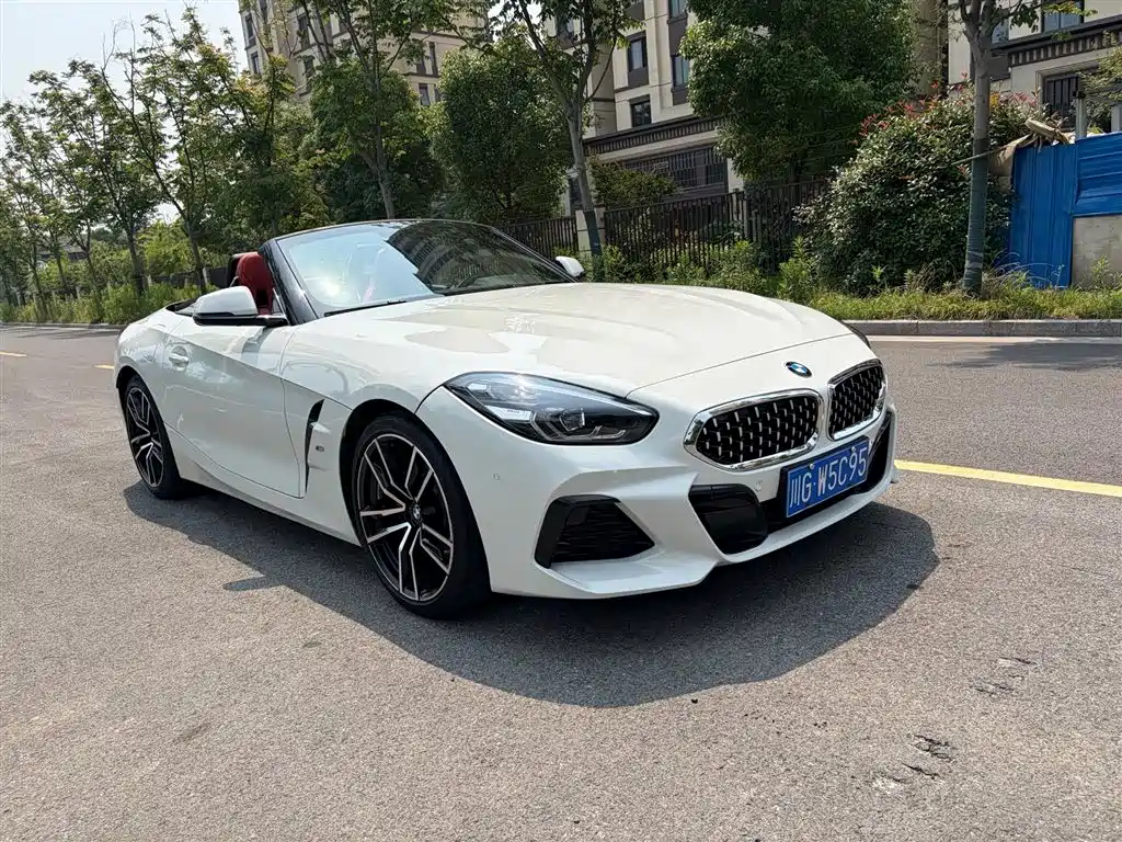 BMW Z4 2021 — фото 3
