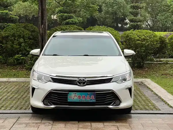 Toyota Camry 2016