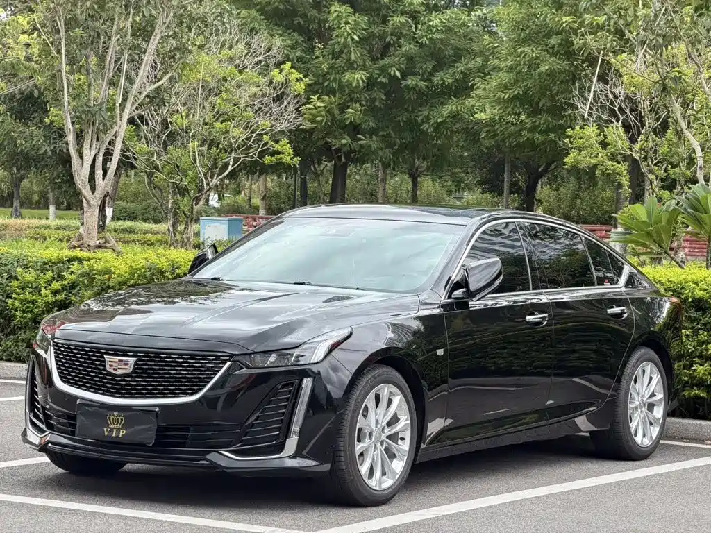 Cadillac CT5 2023 — фото 1