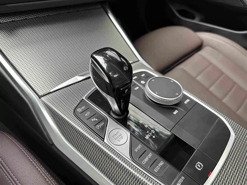 BMW 3 Series 2020 — фото 14