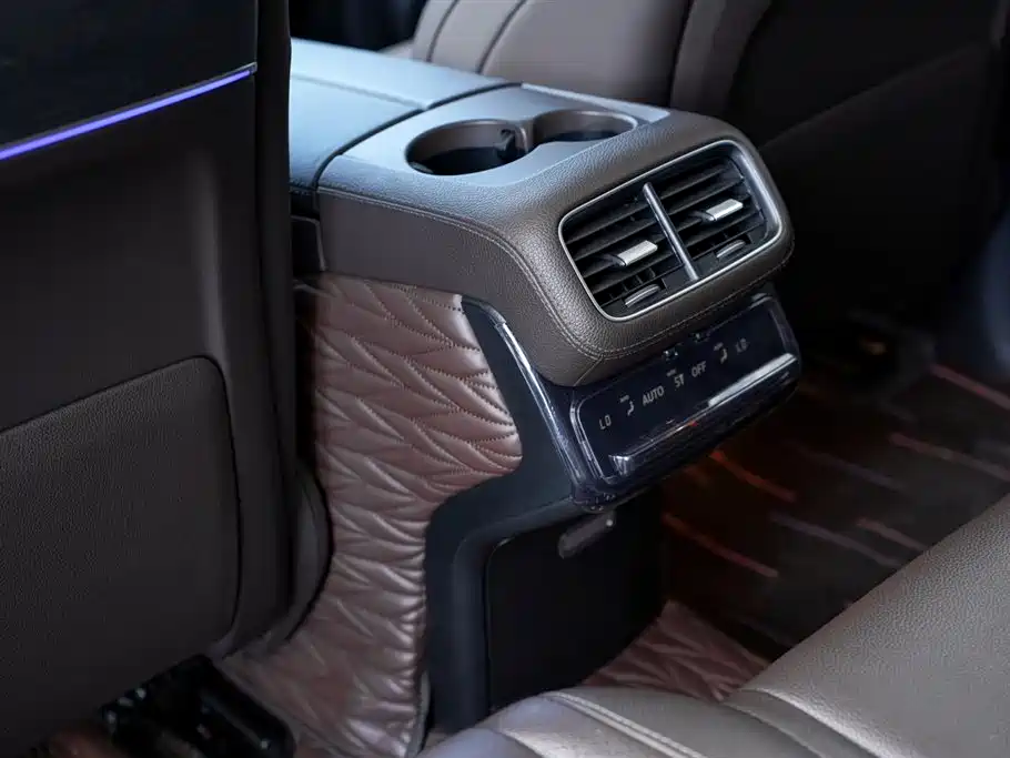 Mercedes-Benz GLE 2021 — фото 17