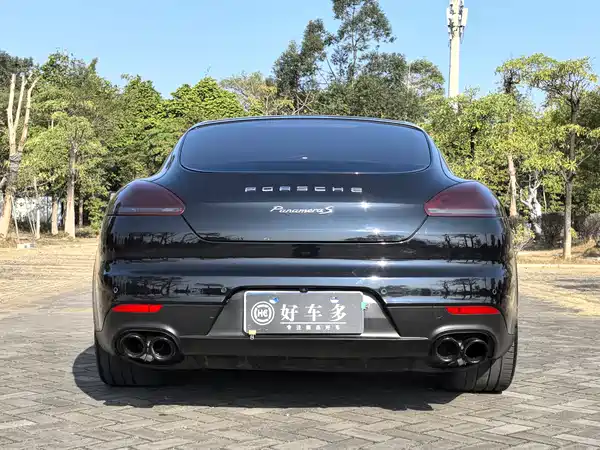 Porsche Panamera 2016