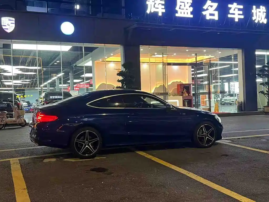 Mercedes-Benz C-Class 2018