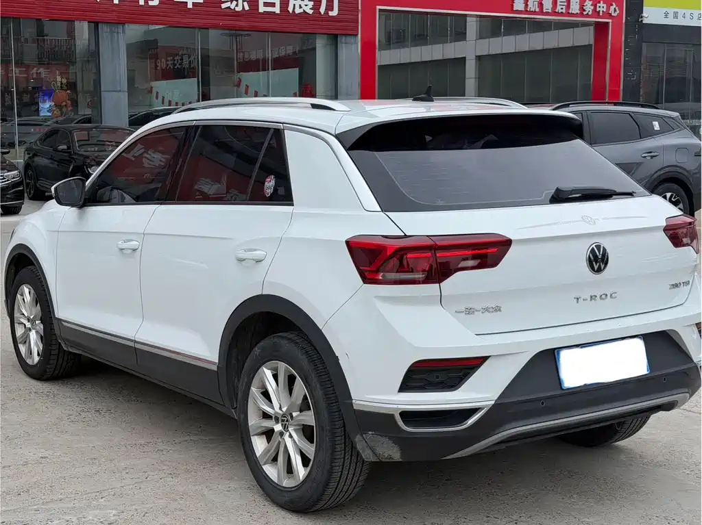 Volkswagen T-Roc 2021 — фото 6
