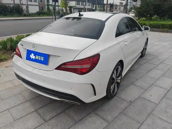 Mercedes-Benz CLA 2018