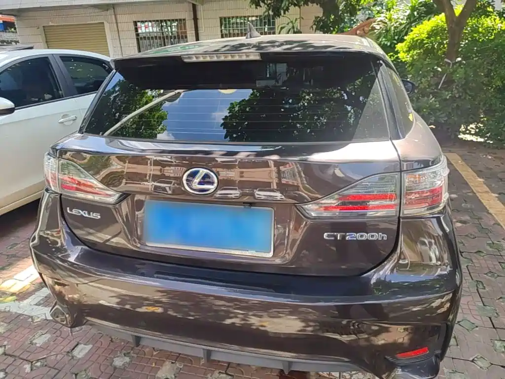 Lexus CT 2014