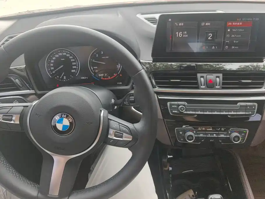 BMW X1 2020 — фото 12