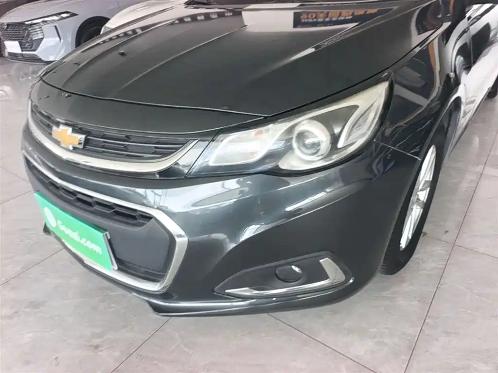 Chevrolet Malibu 2018 — фото 24