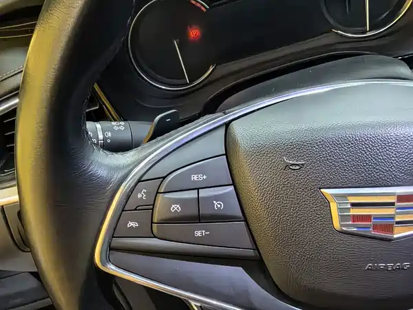 Cadillac XT5 2021