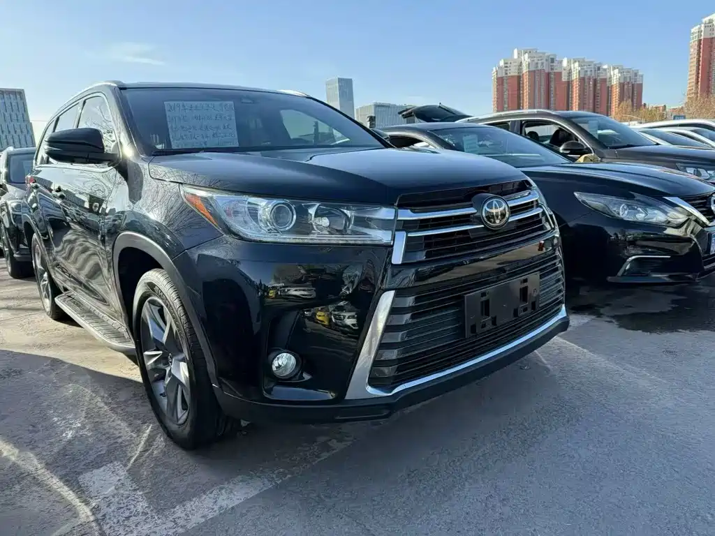 Toyota Highlander 2019 — фото 3