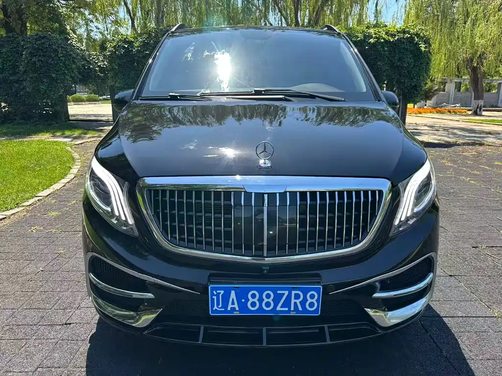 Mercedes-Benz Vito 2023 — фото 2