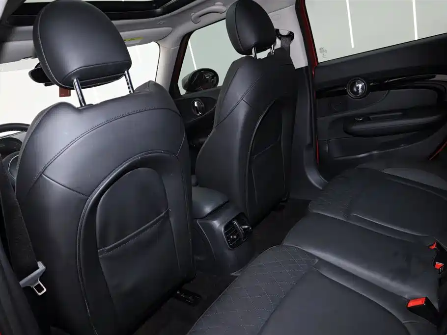 MINI Clubman 2022 — фото 19